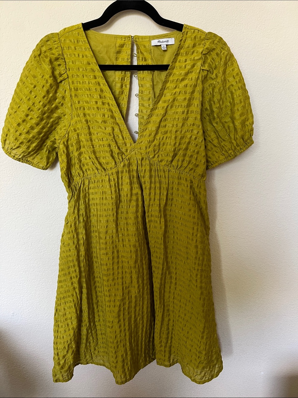 Madewell Annamarie Mini Dress Chartreuse Textured Linen V-Neck Puff Sleeve Green